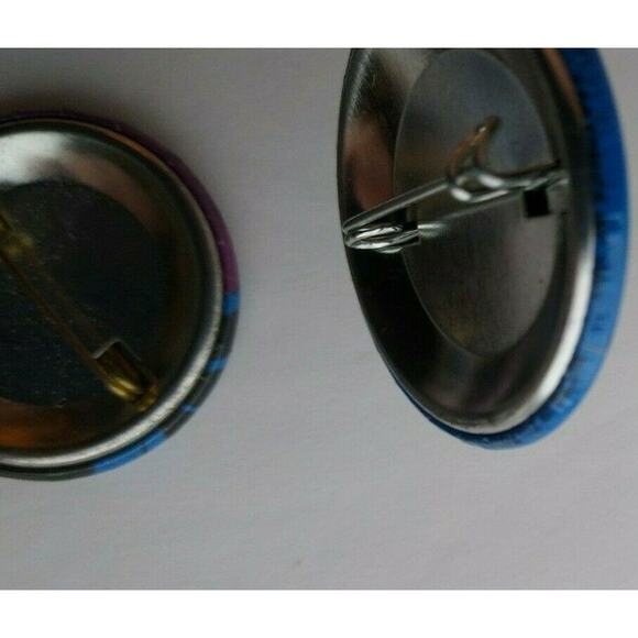 Batman Vintage Pinback Button Badges 4 Original 1980's Licensed Official Bat Man - Picture 7 of 8